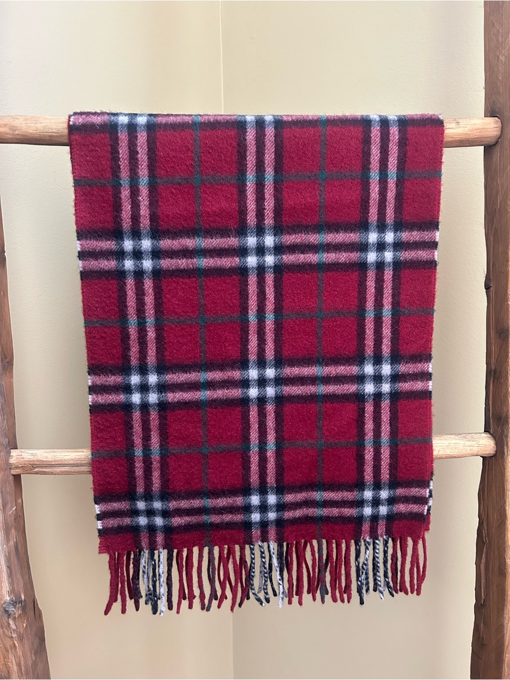 Unisex Burberry 100 % Cashmere Scarf 72" x 12.5"